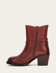 Women's Cranberry Rylee Belted Inside Zip Boot