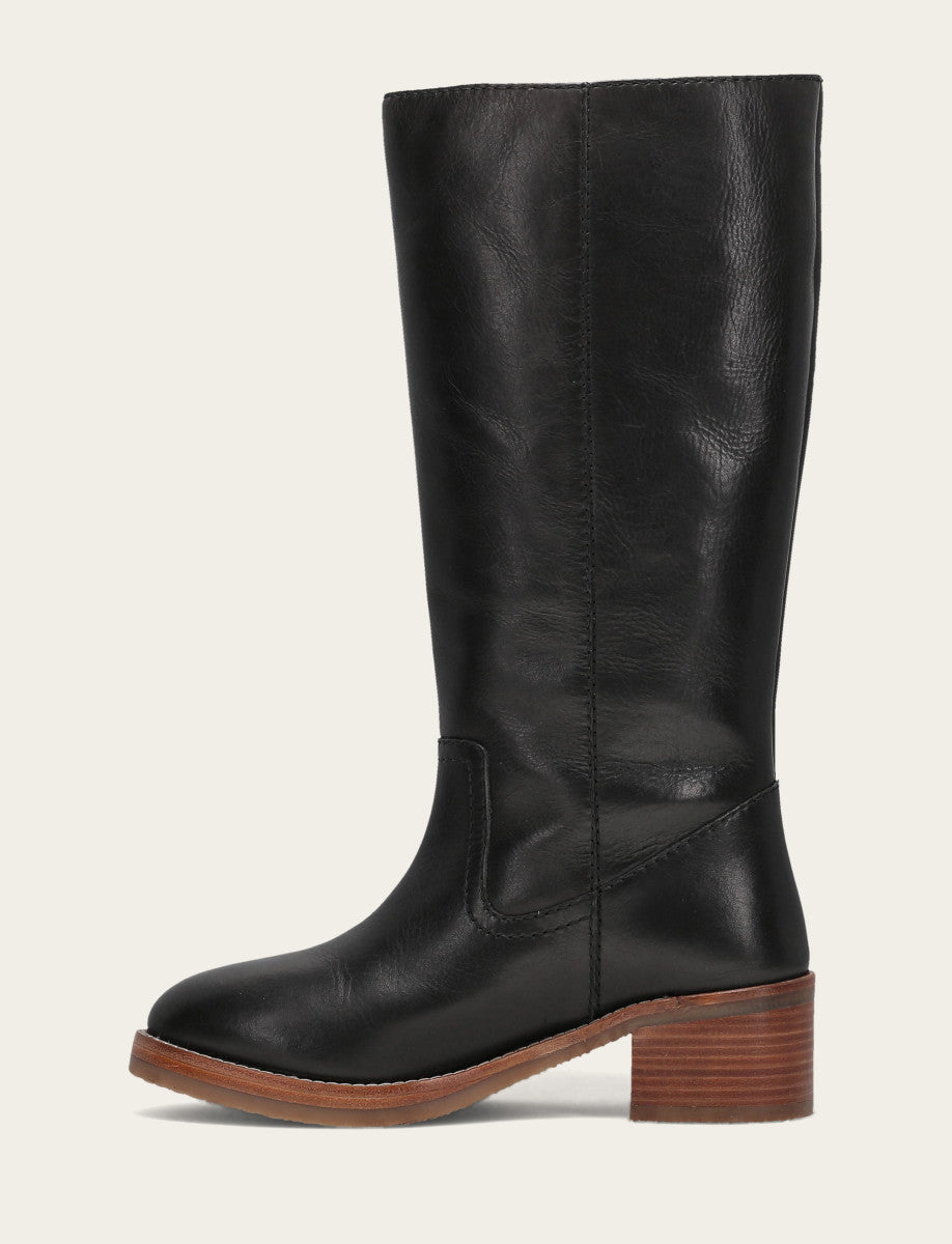 Women's Black Andrea 14R Boot