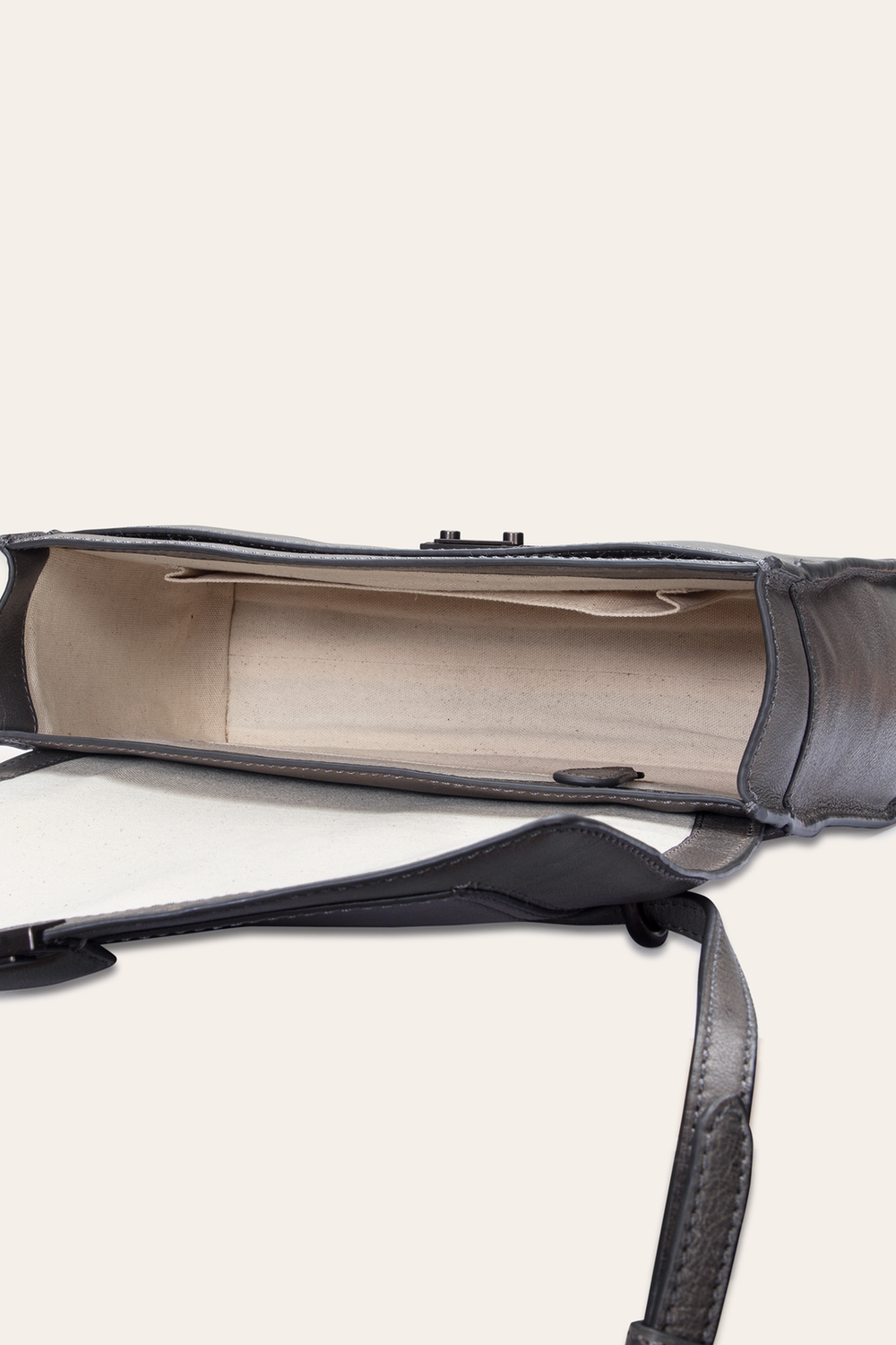 Alex Shadow Flap Shoulder