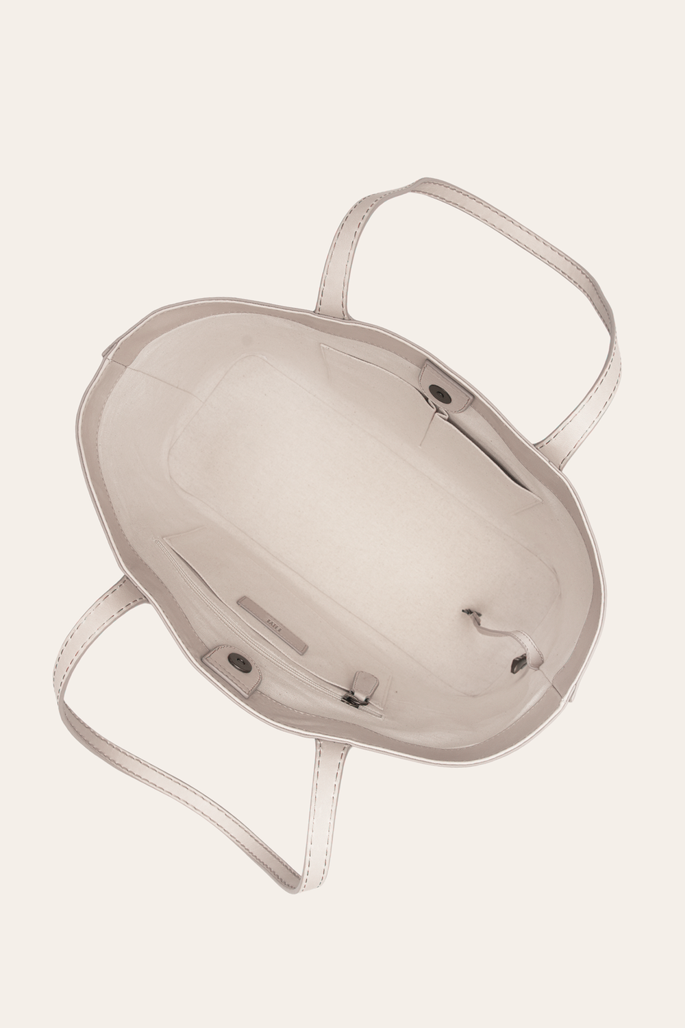 Melissa Nude Shopper