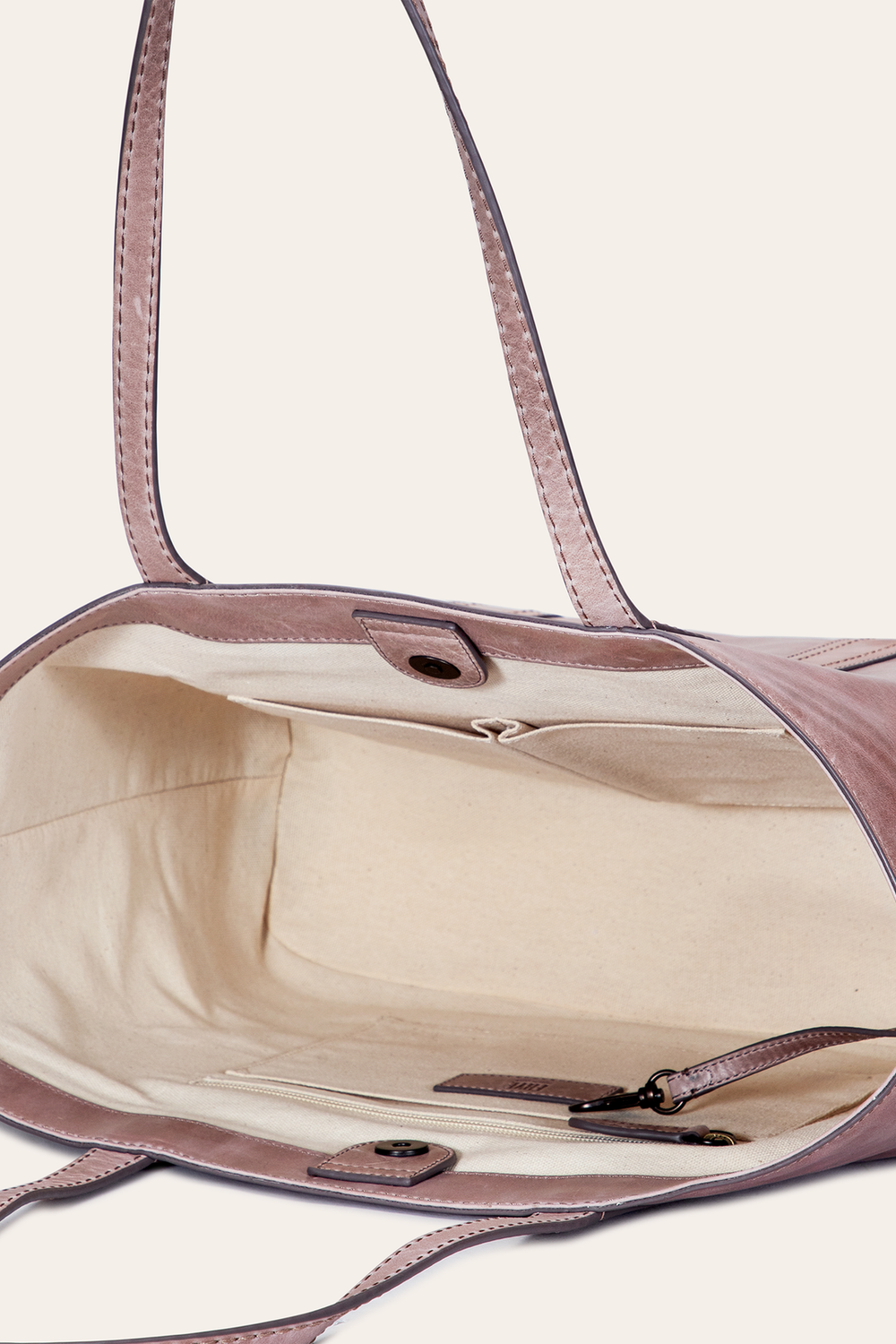 Melissa Mushroom Shopper