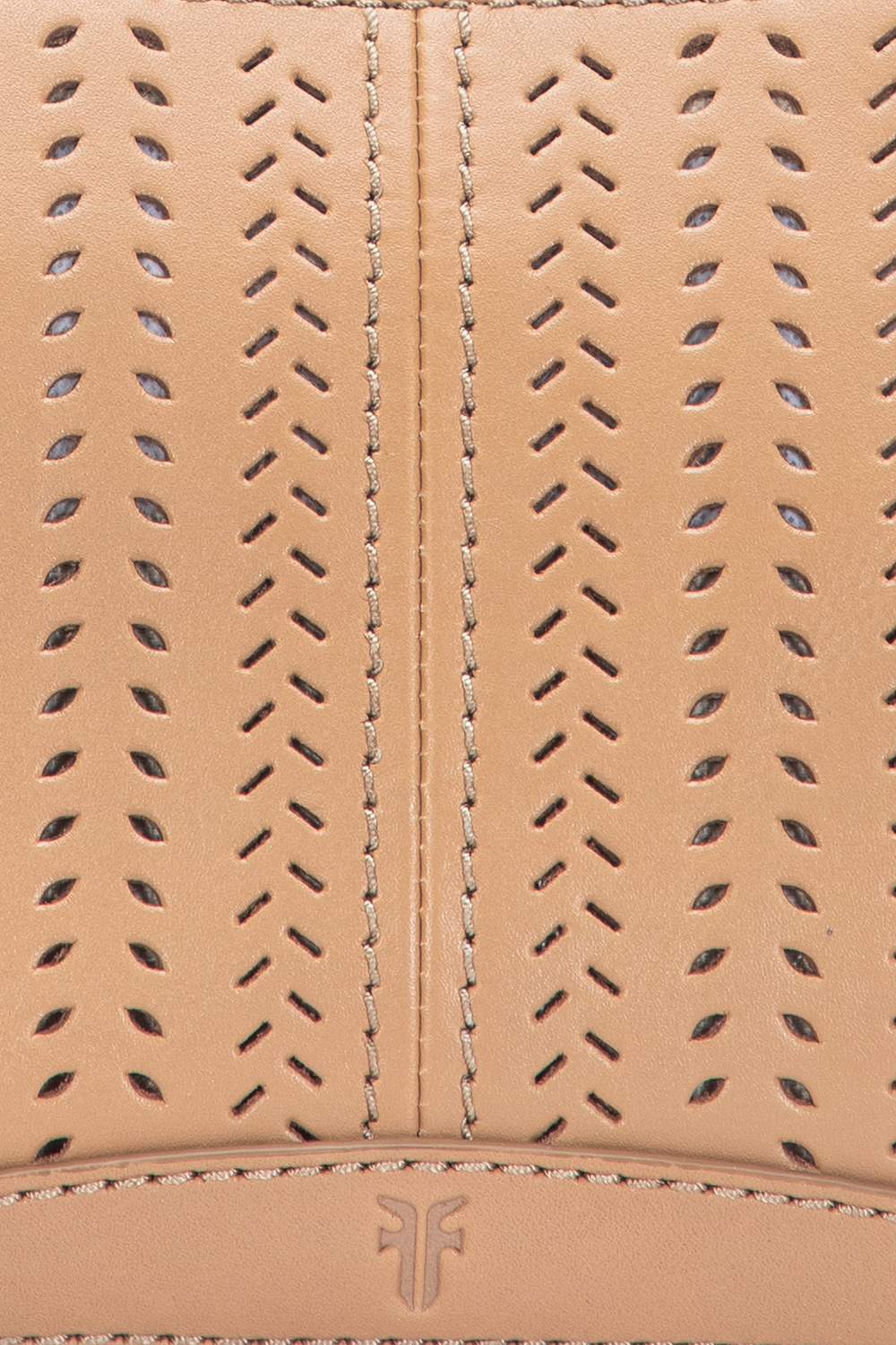 Stella Baguette in Beige