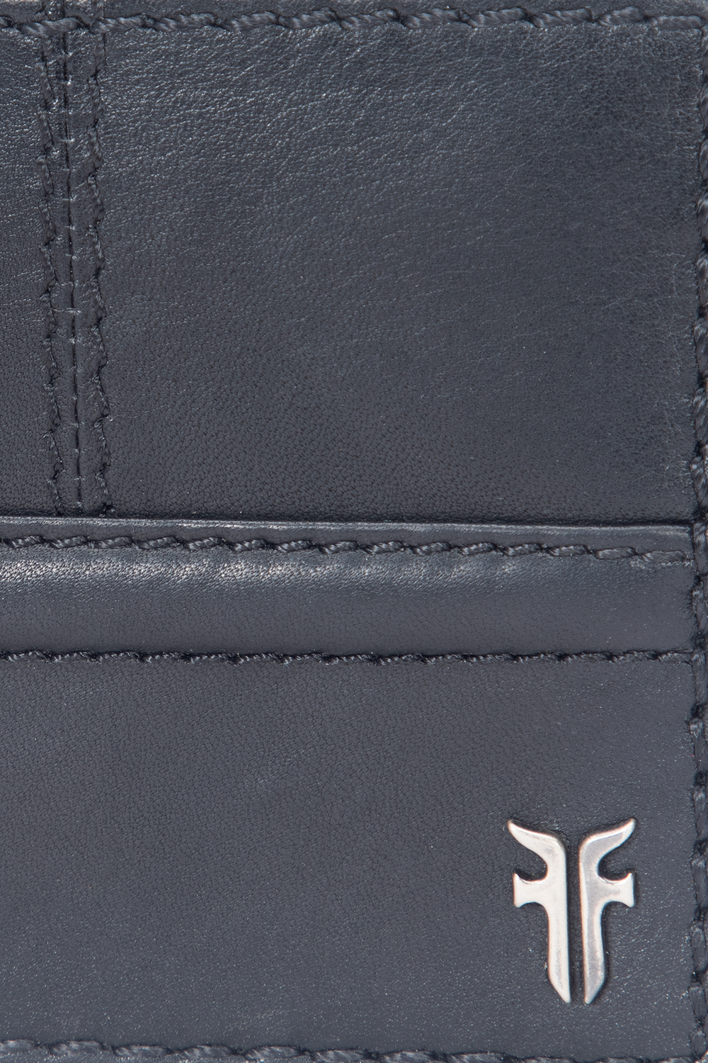 Nash Black Bifold With Foldout Cc