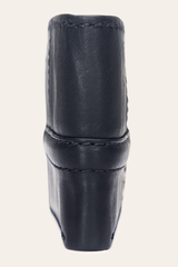 Nash Black Bifold With Foldout Cc